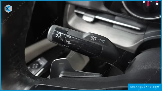 KIA CARNIVAL DIESEL 9-SEATER NOBLESSE