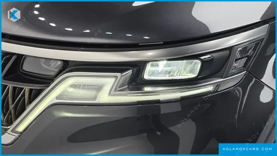 KIA CARNIVAL DIESEL 9-SEATER NOBLESSE