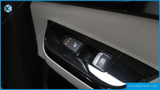KIA CARNIVAL DIESEL 9-SEATER NOBLESSE