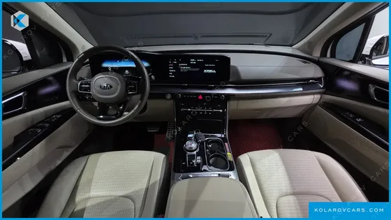 KIA CARNIVAL DIESEL 9-SEATER HI-LIMOUSINE