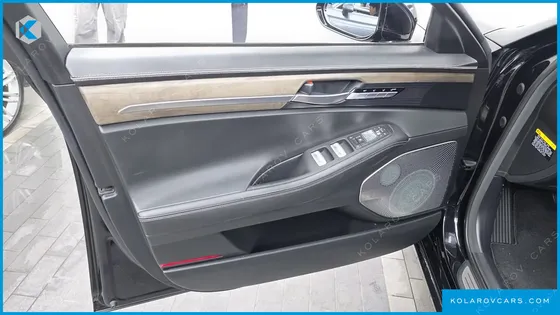 GENESIS G90 3.3 T AWD