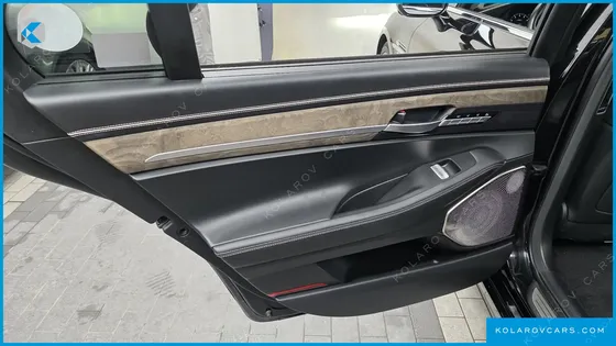 GENESIS G90 3.3 T AWD