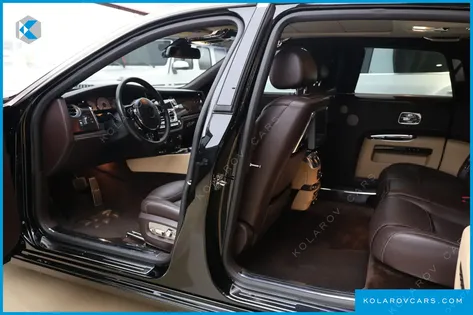 ROLLS ROYCE GHOST 6.6 EWB V12
