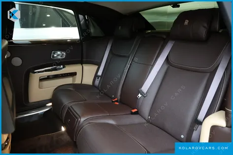 ROLLS ROYCE GHOST 6.6 EWB V12
