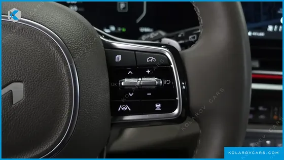 KIA CARNIVAL HEV 7-SEATER HI LIMOUSINE