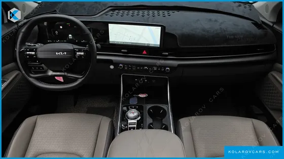 KIA CARNIVAL HEV 7SEATER OUTDOOR NOBLESS