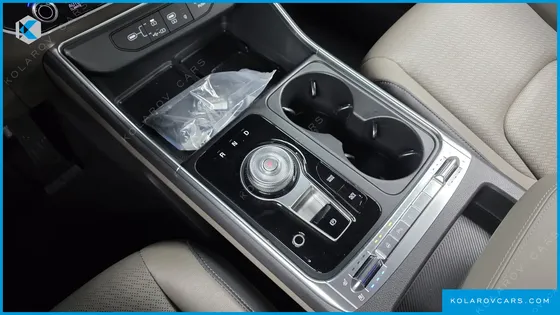 KIA CARNIVAL HEV 9SEATER SIGNATURE