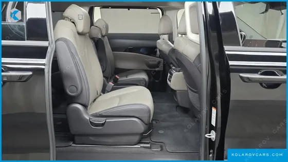 KIA CARNIVAL HEV 9SEATER SIGNATURE