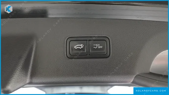 KIA CARNIVAL HEV 9SEATER SIGNATURE
