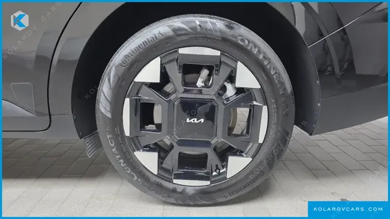 KIA CARNIVAL HEV 9SEATER SIGNATURE