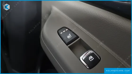 KIA CARNIVAL HEV 9SEATER SIGNATURE