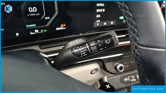KIA CARNIVAL HEV 7SEATER SIGNATURE