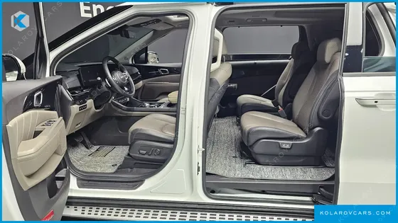 KIA CARNIVAL 9-SEATER SIGNATURE