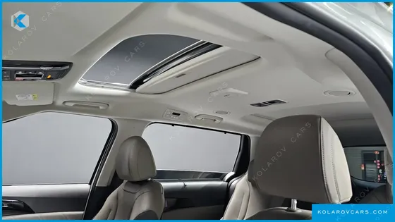 KIA CARNIVAL 9-SEATER SIGNATURE