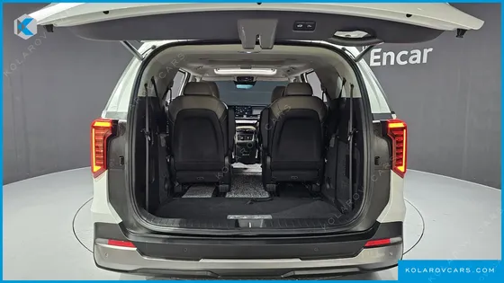 KIA CARNIVAL 9-SEATER SIGNATURE