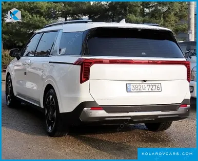 KIA CARNIVAL DIESEL 9-SEATER SIGNATURE