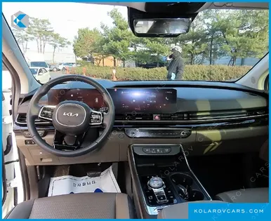 KIA CARNIVAL DIESEL 9-SEATER SIGNATURE