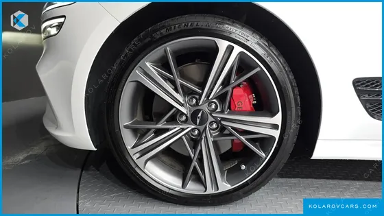 GENESIS G70 GASOLINE 2.5T 2WD