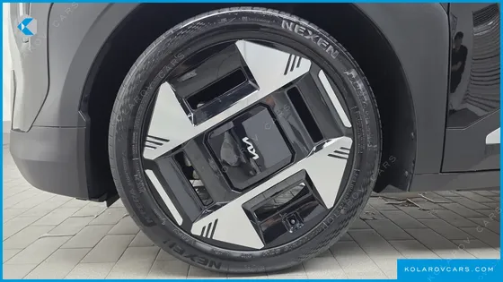 KIA EV3 STANDARD 2WD