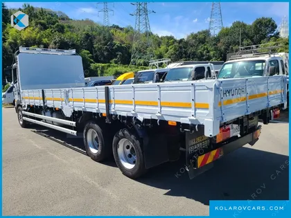 HYUNDAI MEGA TRUCK GOLD