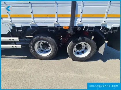 HYUNDAI MEGA TRUCK GOLD