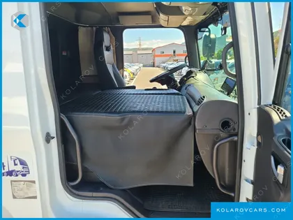 HYUNDAI MEGA TRUCK GOLD