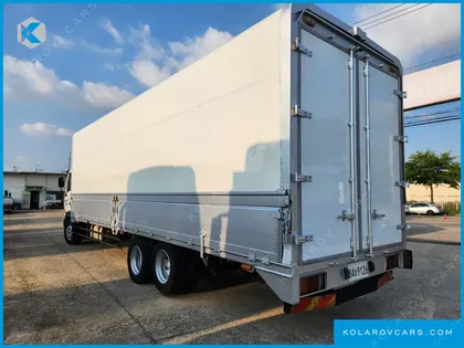 HYUNDAI MEGA TRUCK GOLD
