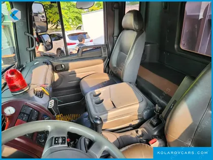HYUNDAI MEGA TRUCK GOLD