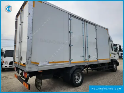 HYUNDAI MEGA TRUCK GOLD