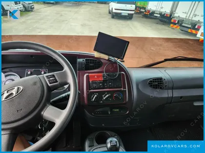 HYUNDAI MEGA TRUCK GOLD