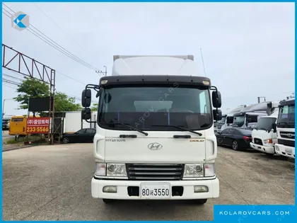 HYUNDAI MEGA TRUCK GOLD