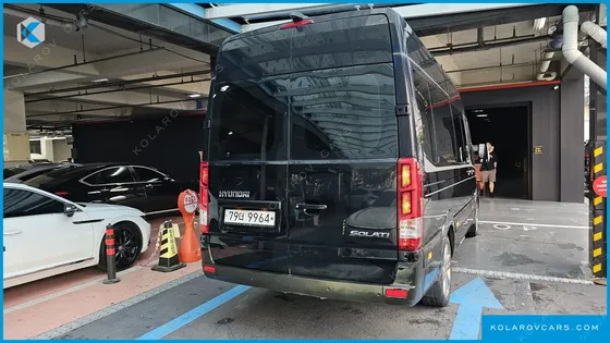 HYUNDAI SOLATI 15-SEATER