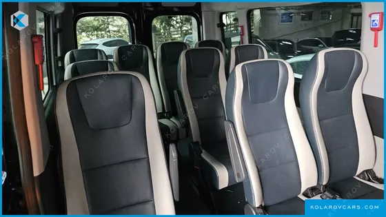 HYUNDAI SOLATI 15-SEATER