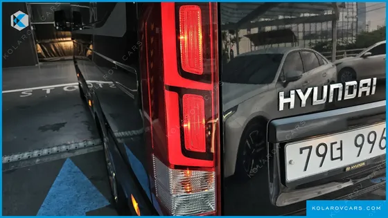 HYUNDAI SOLATI 15-SEATER