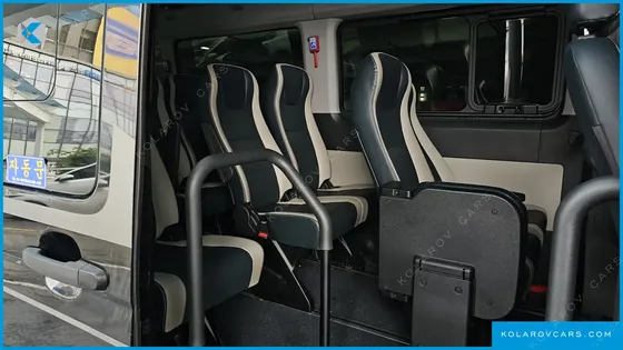 HYUNDAI SOLATI 15-SEATER