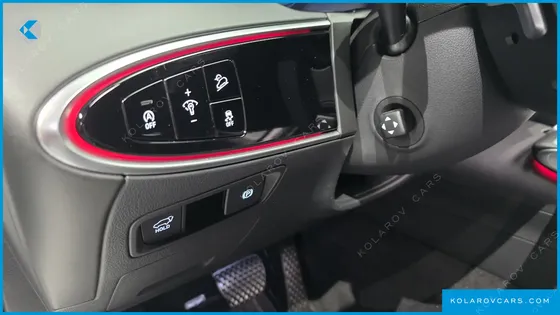 GENESIS GV70 2.5T GASOLINE 2WD