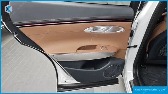 GENESIS GV70 2.5T GASOLINE 2WD