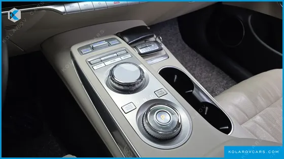 GENESIS GV70 2.5T GASOLINE 2WD