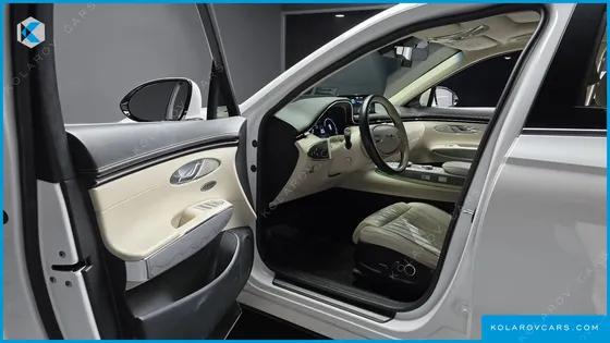 GENESIS GV70 2.5T GASOLINE 2WD