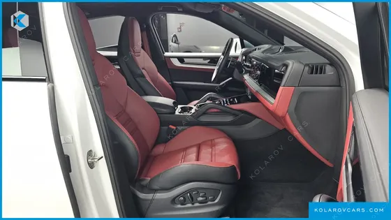 PORSCHE CAYENNE 3.0 COUPE