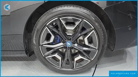 BMW IX XDRIVE40 FIRST EDITION