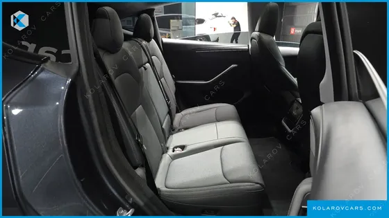 TESLA MODEL Y LONG RANGE AWD