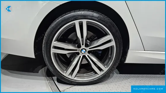 BMW GRAN TURISMO (GT) 640I XDRIVE M SPORT