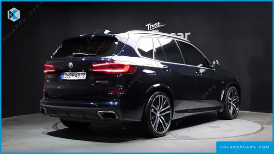 BMW X5 M50I