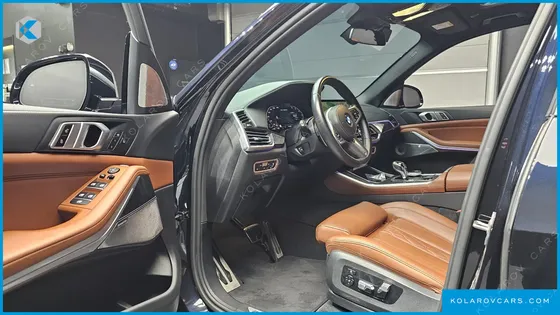BMW X5 M50I