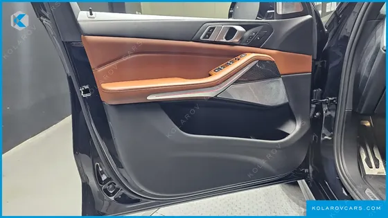 BMW X5 M50I