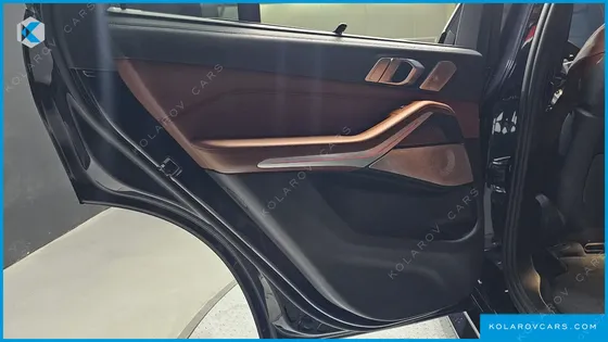 BMW X5 M50I