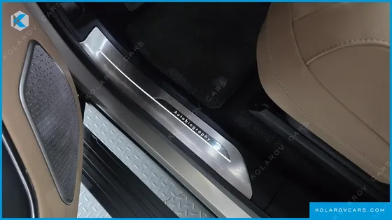 LAND ROVER RANGE ROVER SPORT P550E DYNAMIC HSE