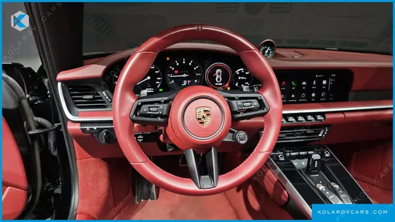 PORSCHE 911 CARRERA 4 GTS