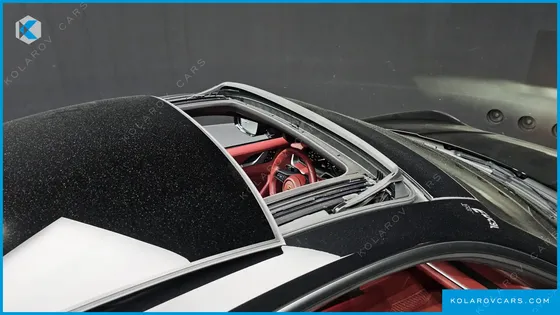 PORSCHE 911 CARRERA 4 GTS